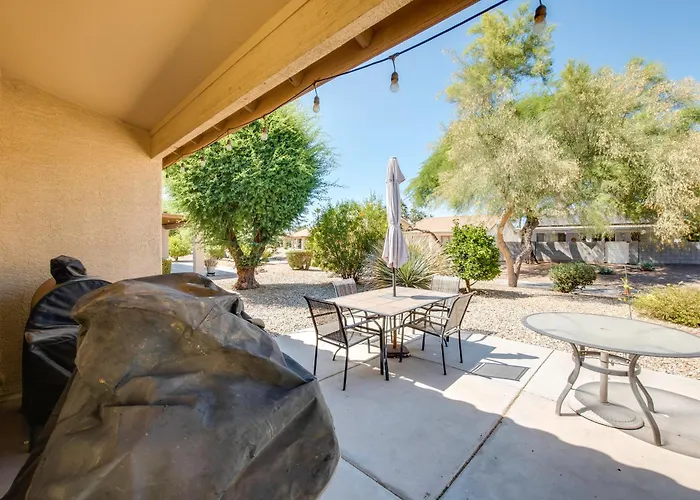 Patio & Grill! Resort-style Escape Holiday home